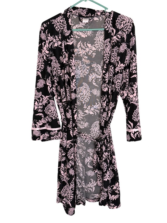 Studio Donatella Other - 3/$20 Studio Donatello Floral Black & Light Pink Knee Length 3/4 Sleeve Robe
